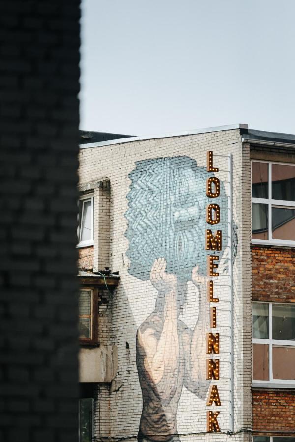 Hektor Container Hotel Tallinn Exterior foto