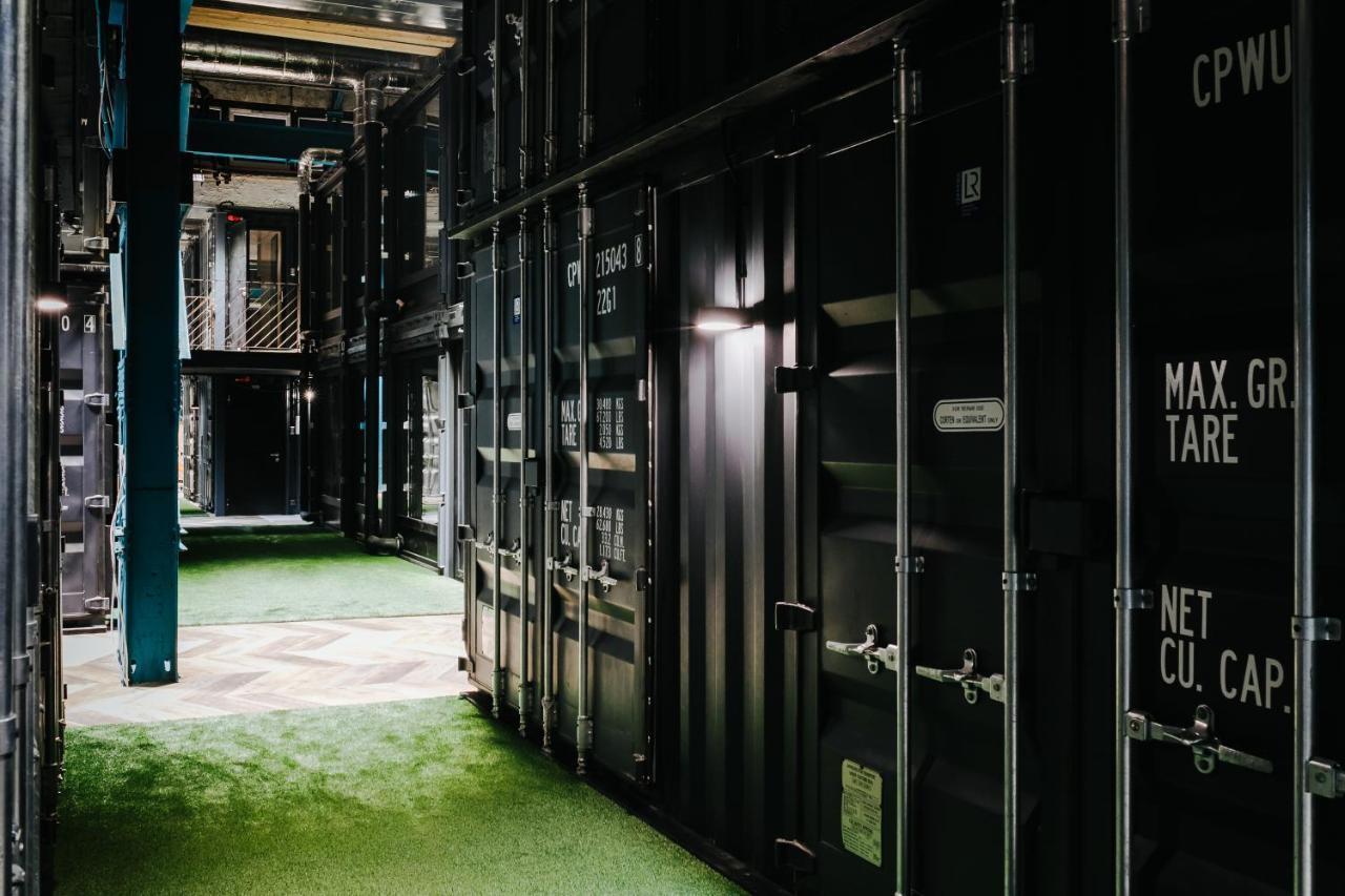 Hektor Container Hotel Tallinn Exterior foto